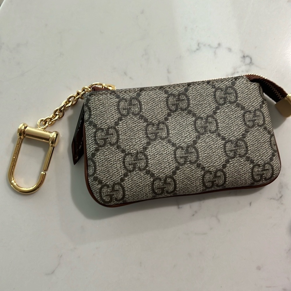 Gucci key case - Picture 3 of 5